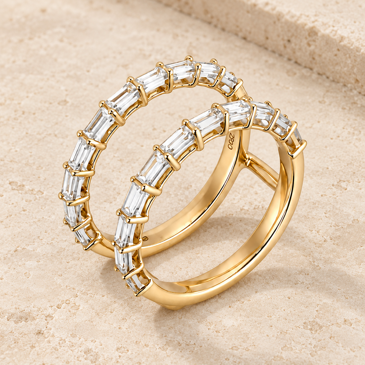 HALO Baguette in 14k yellow gold, two rows of baguette lab-grown diamonds